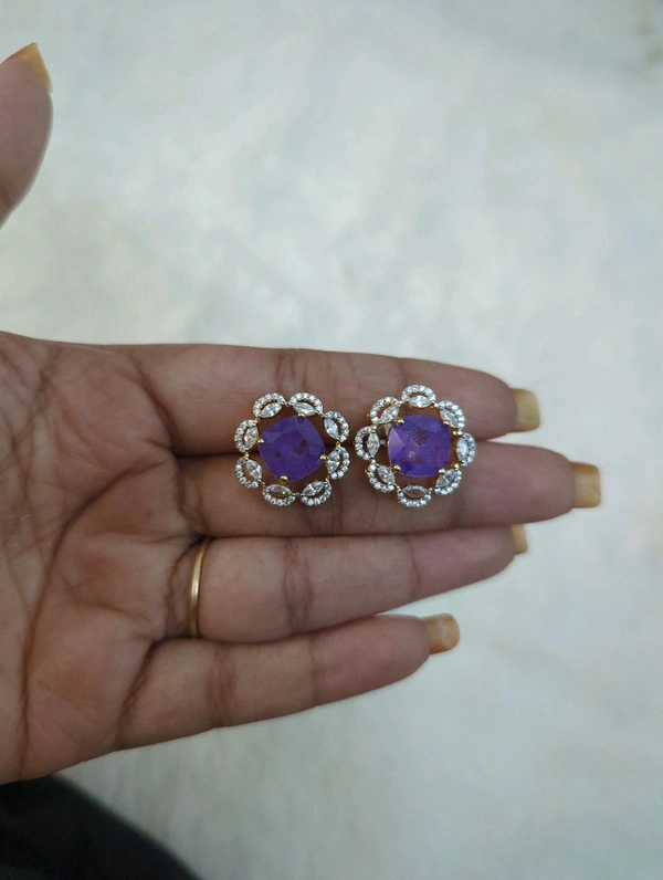 Diamond Copy Stud's  - Vz, Electric Violet