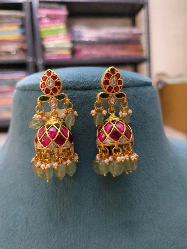 Jadua Kundan Buttalu  - Vz, pink