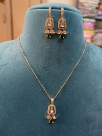 Kundan Chain With Earring  - Vz