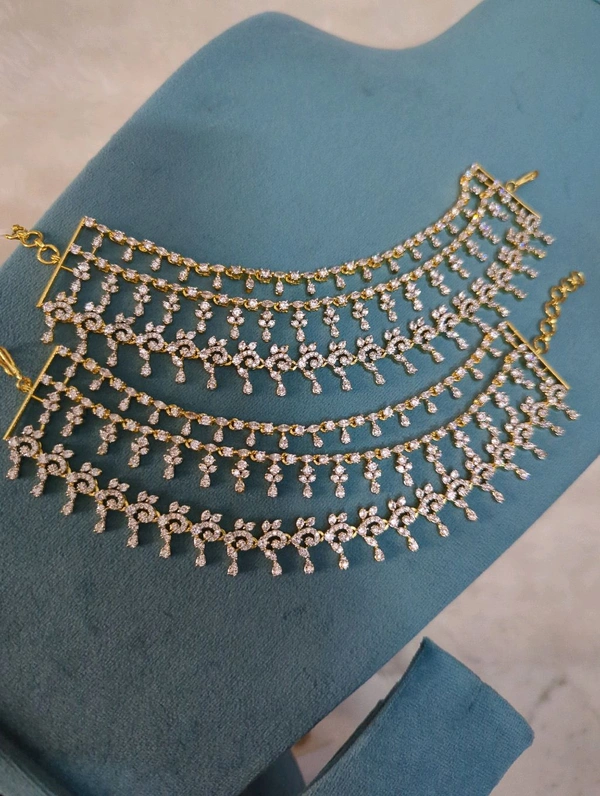Grand Premium Diamond Copy 3 Lines Ear Chains  - Vz