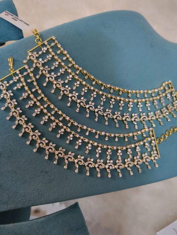 Grand Premium Diamond Copy 3 Lines Ear Chains  - Vz