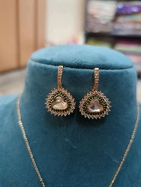 Designer Pendent With Chain  - Vz