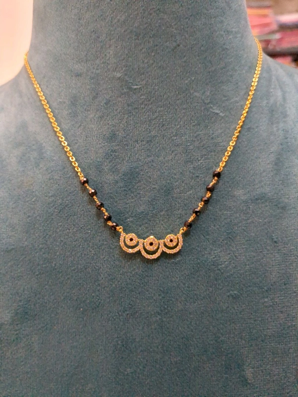 Black Diamonds With Simple Pendant  - Black, vz