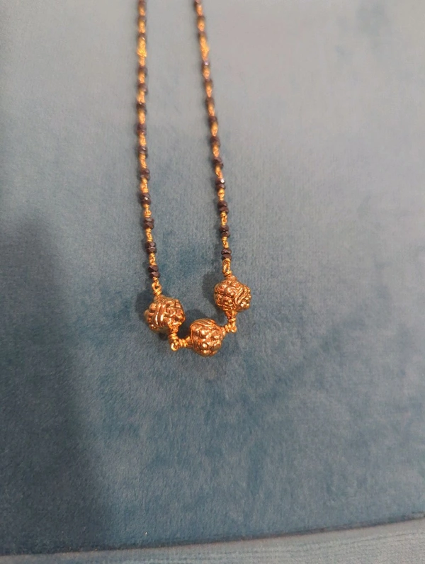 Black Diamonds With Nakshi Ball  - HD