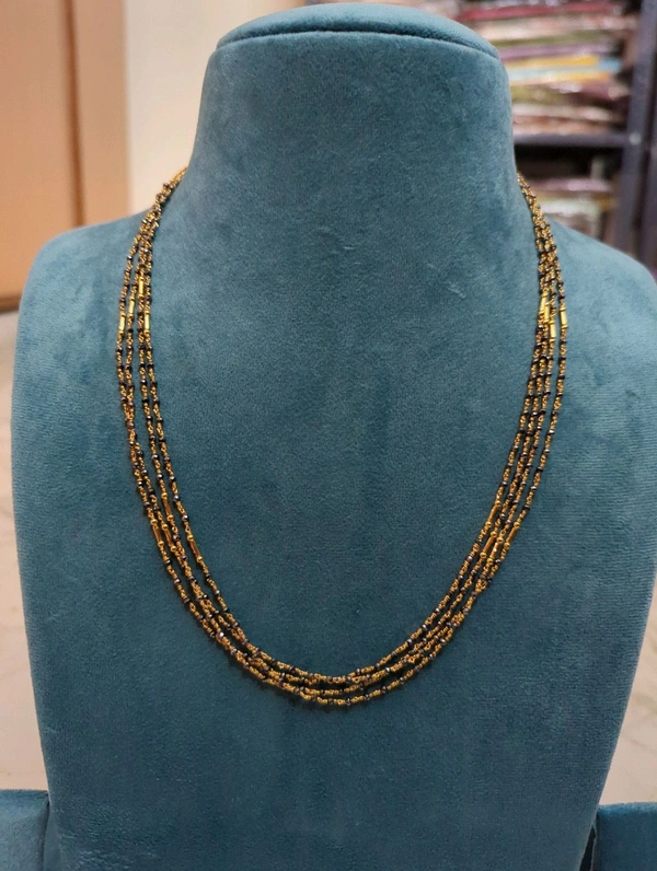 Black Diamonds With Gold Pipes 4 Lines  - 1 week dishpatch time, 20 inches, HD