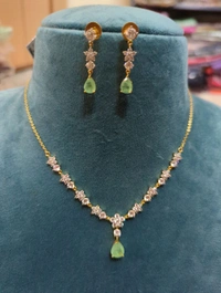 Elegant Diamond Copy  - Vz, Snowy Mint