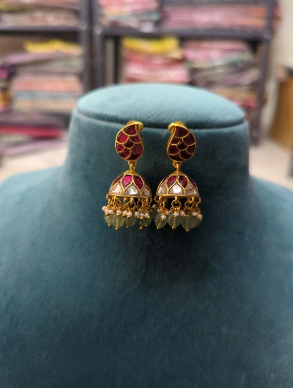 Cute gold copy Jadur Kundan Jumkies - vz