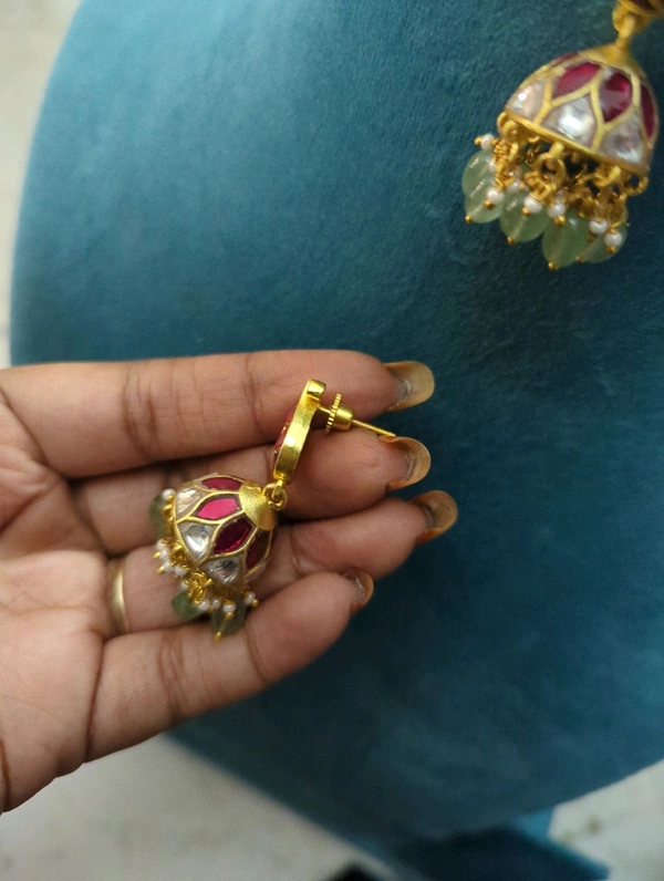 Cute gold copy Jadur Kundan Jumkies - vz