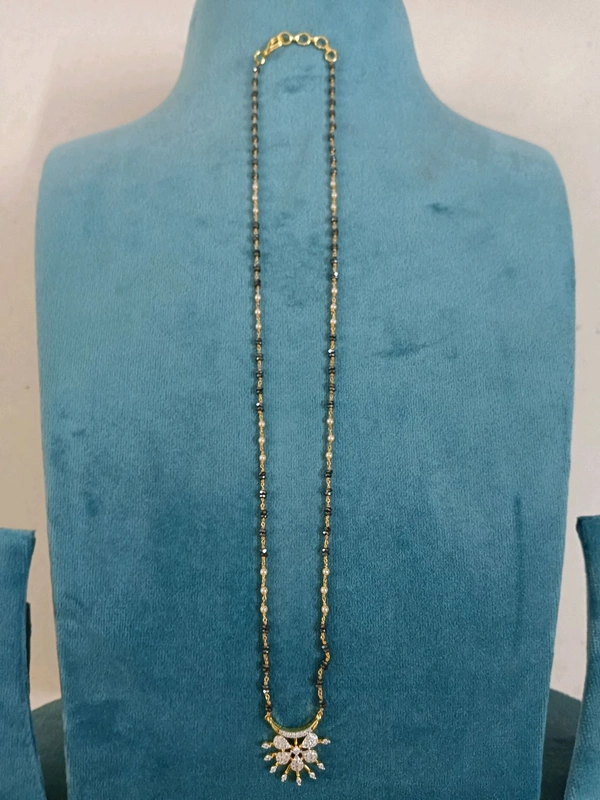 Black Diamonds With Swarovski With Designer Pendant  - HD