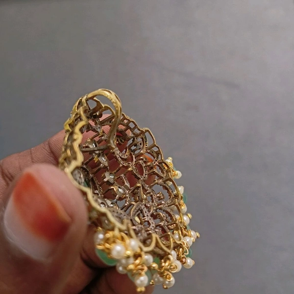 Victorian Pendant With Mossonites - Snowy Mint