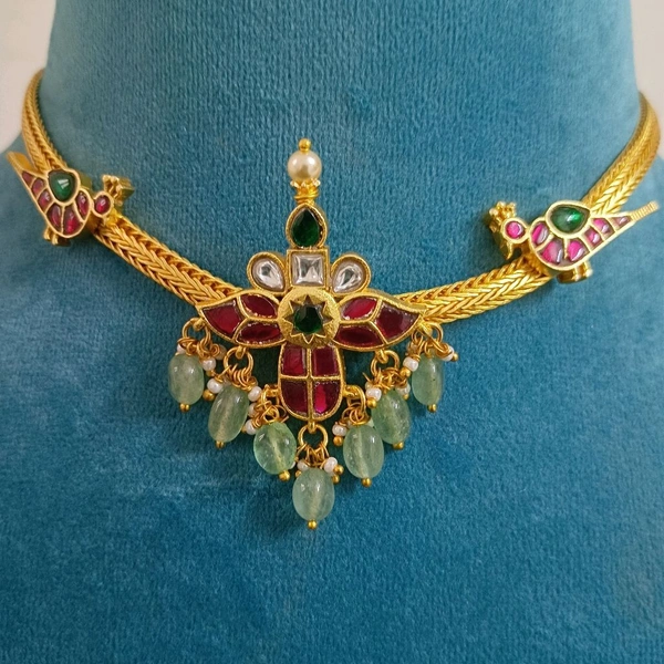 Jadau Kundan Naan Model - Red