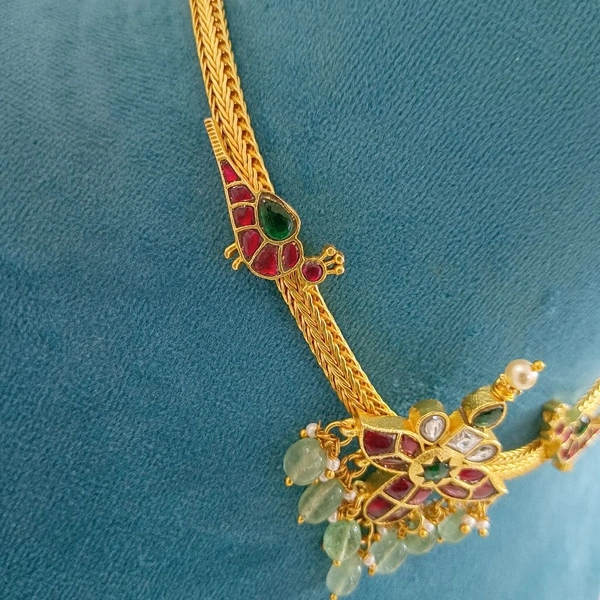 Jadau Kundan Naan Model - Red