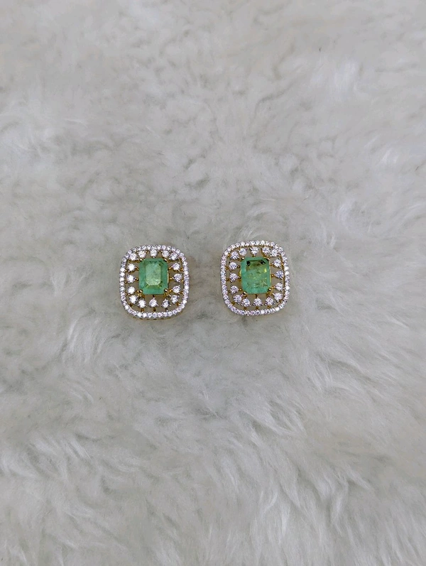 Premium Diamond Copy Stud - Vz, Snowy Mint