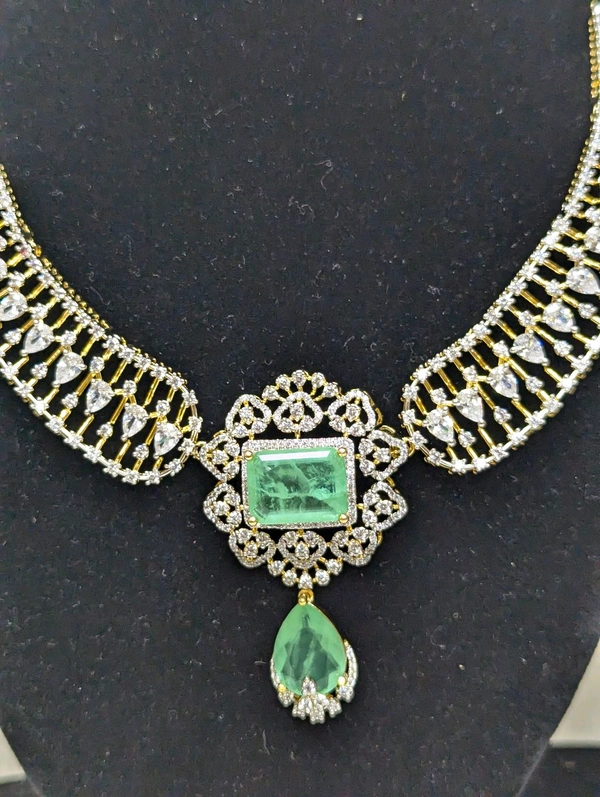 Premium Diamond Copy Neck Set - Vz, Snowy Mint