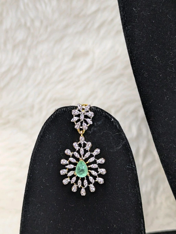 Premium Diamond Copy Neck Set - Vz, Snowy Mint