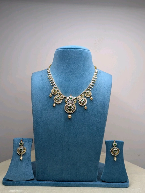 Diamond Copy Neck Set  - Vz, green