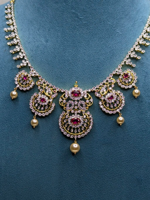 Diamond Copy Neck Set  - Vz, Red