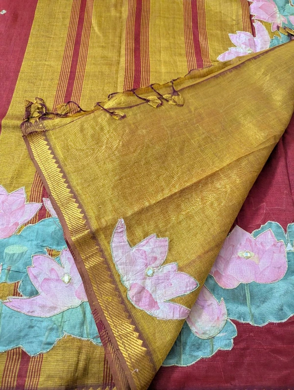Pure Handloom Mangalagiri  Pattu Appliqve Work  - Pink Lace 1
