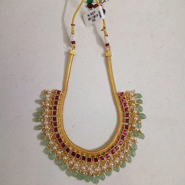 Jadua Kundan Neckset With Real Beads - ruby, HD