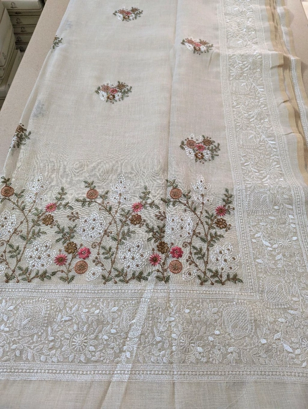 Designer Lenin With Embroidery  - Baja White 1, VZ