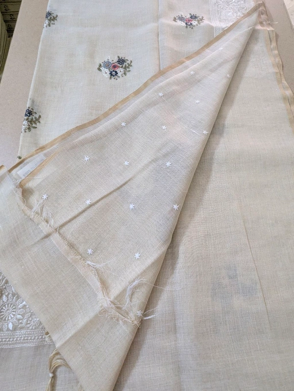 Designer Lenin With Embroidery  - Baja White 4, VZ