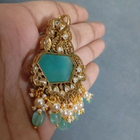 Victorian Pendant With Earrings  - show mint, HD