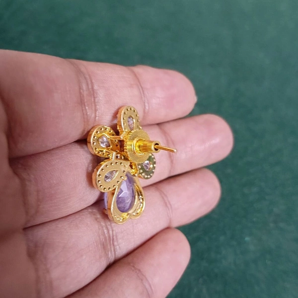 Diamond Copy Studs  - violet