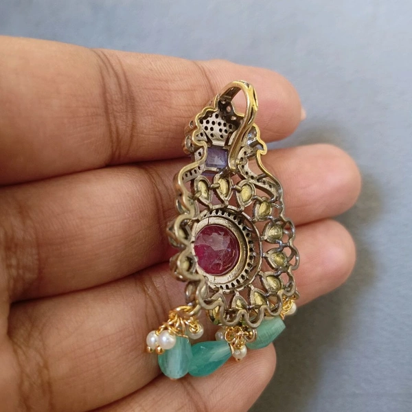 Victorian Pendant  - pink