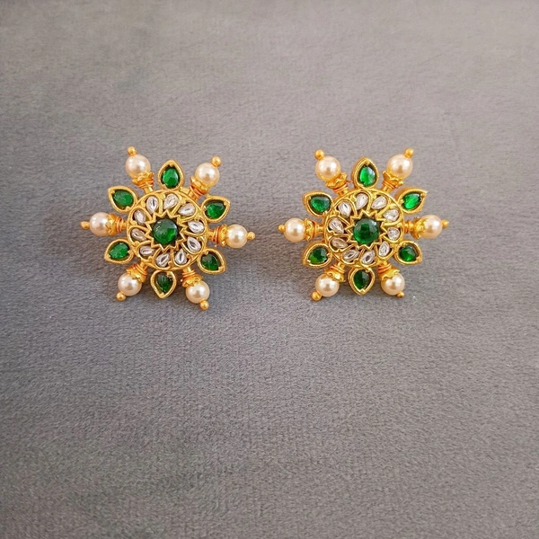 Jadua Kundan Studs - green