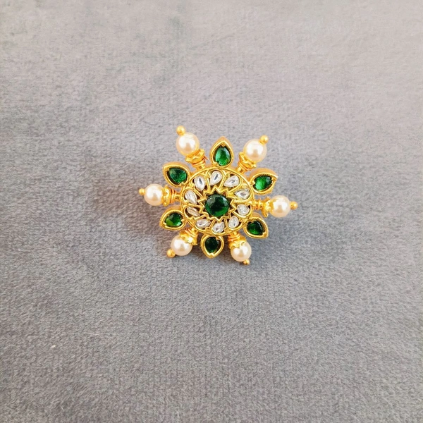 Jadua Kundan Studs - green