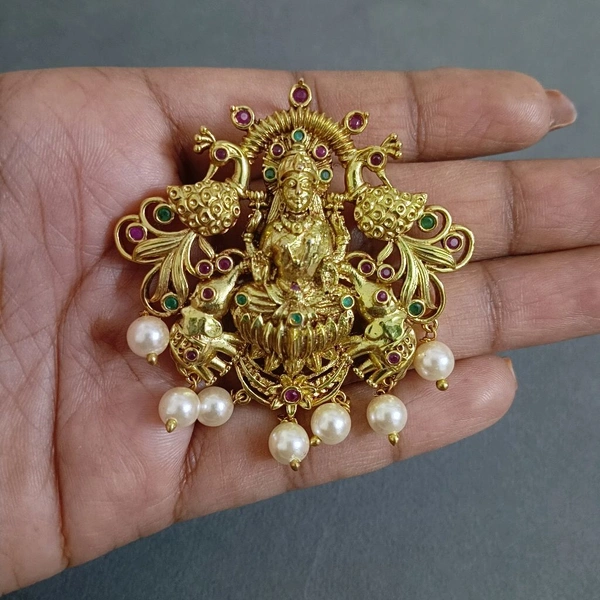 Nakshi Pendant With Earrings 