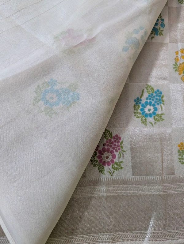 Pure Tissue Designer With Meena - White