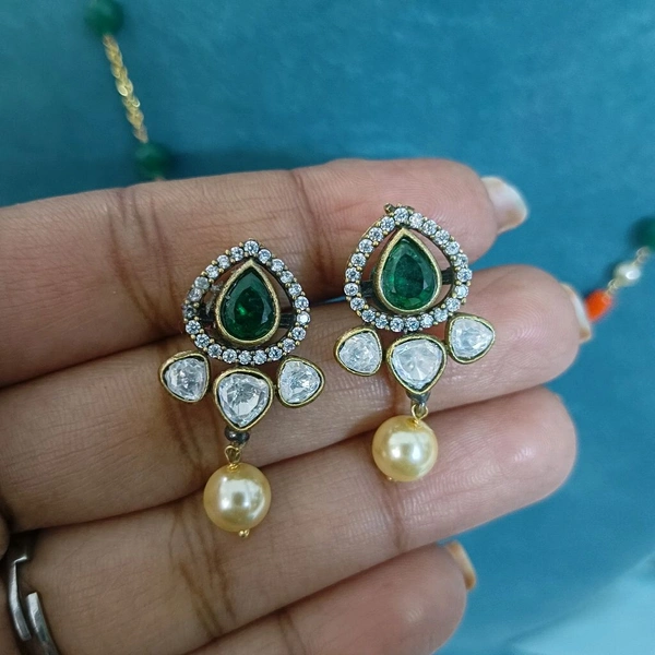 Designer Beads Set With Mossanite Pendant 