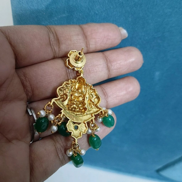 Jadua Kundan Choker With Real Beads