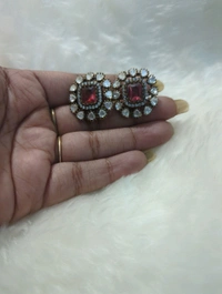 ear rings - Red