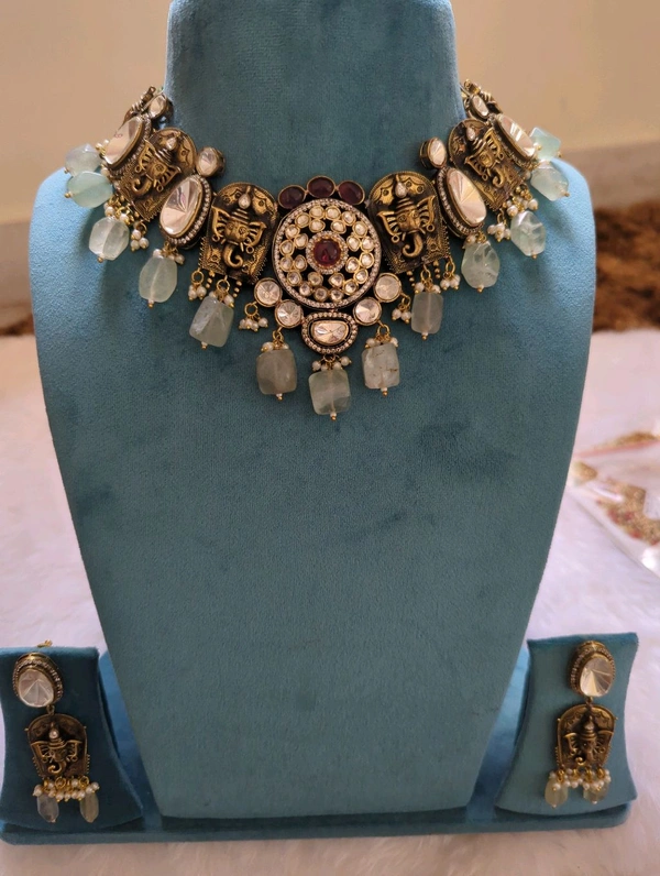 NECK SET WITH EAR RING