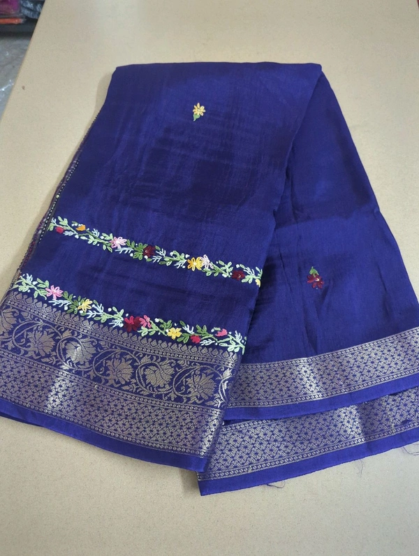 dola hand work - Electric Violet