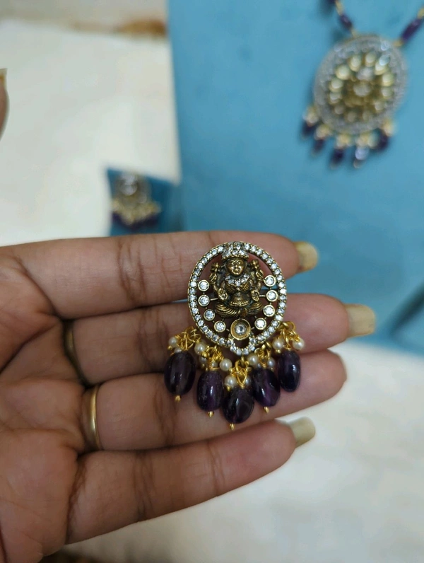 NECK SET WITH EAR RING - Tolopea