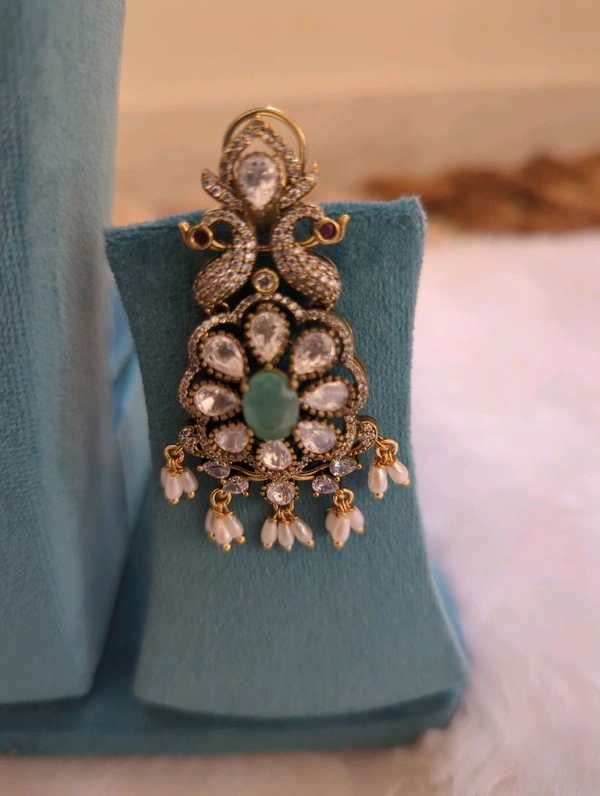 NECK SET WITH EAR RING - Jungle Mist