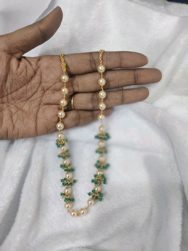 Swarovski Pearls With Kattutheega And Green Manulu
