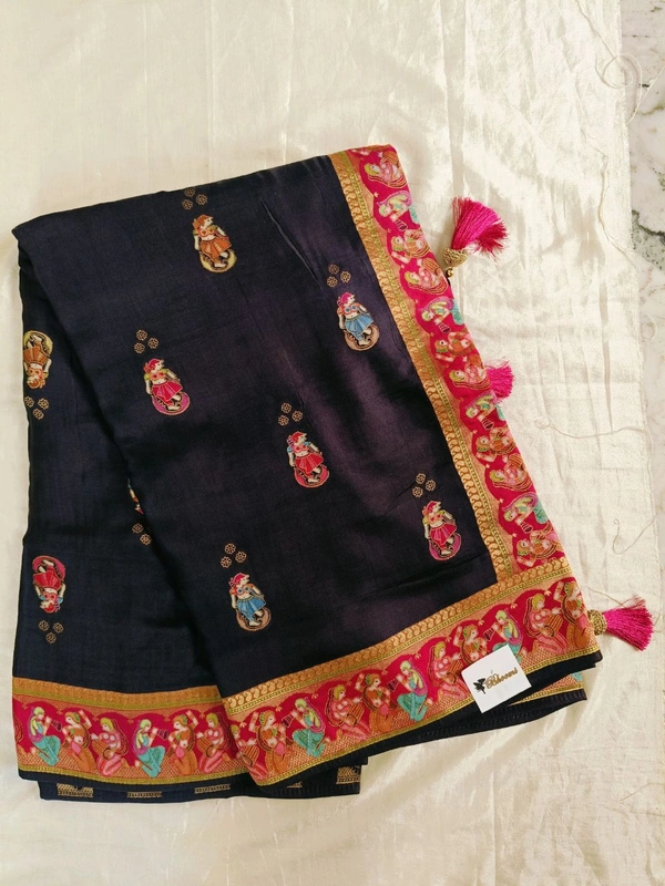 Mushru Designer - Black