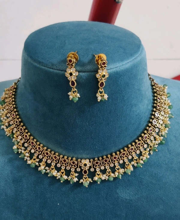 Neck Set  - Green