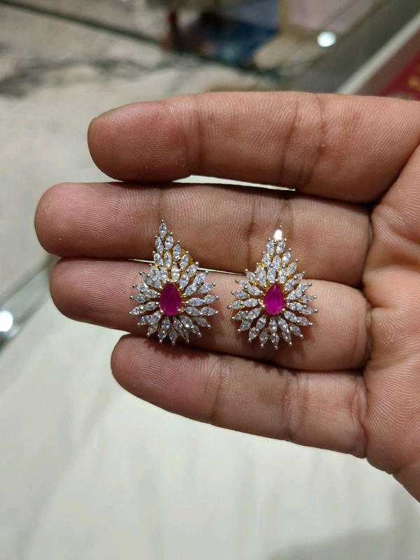 Uneven Rubys With Pendent Set