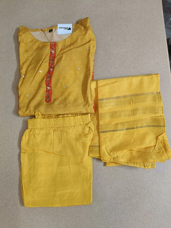 pure  muslin dress - 40