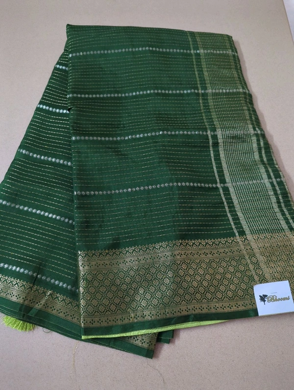 dola cheeks - Dark Fern