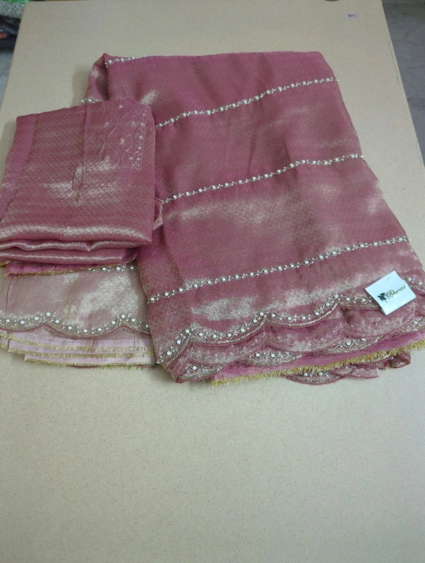 pure tissue hand work