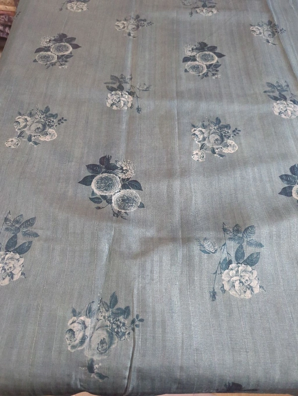 TUSSER DIGITAL WORK - Vz