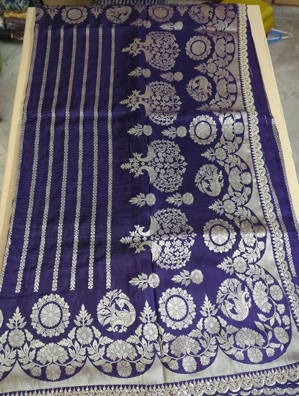 dola lace - Navy Blue