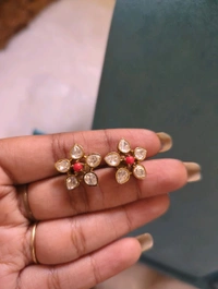 Invisible Chain With Studs