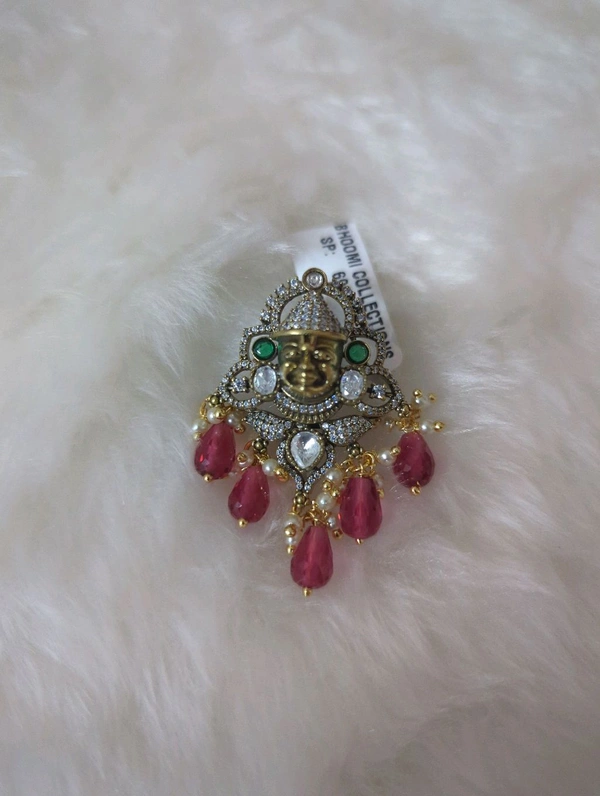 Victorian Pendent - Red